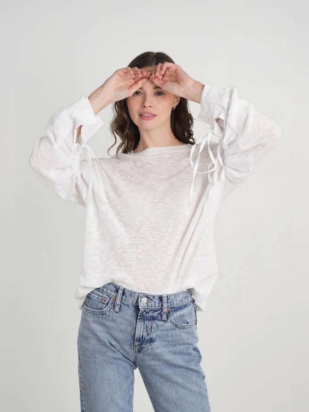 STITCHDROP lightweight sweater in white